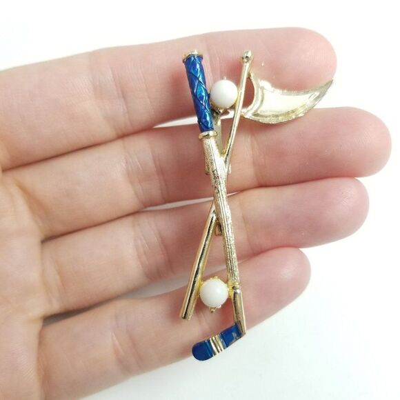Vintage Gerry's Golf Club Ball Flagstick, Blue Enamel Brooch, Golfer Lapel Pin - Picture 4 of 6